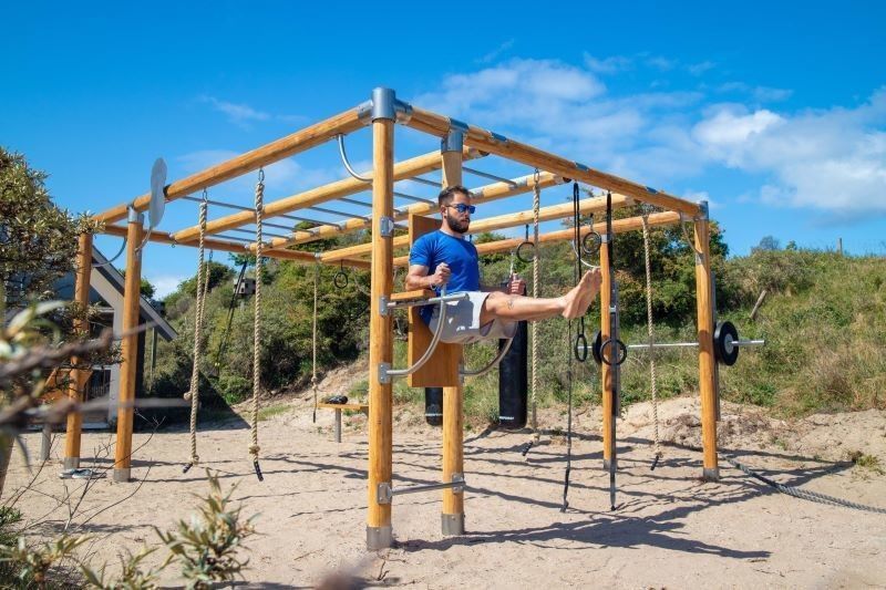 Obstacle Fitness Rig Camping de Lakens